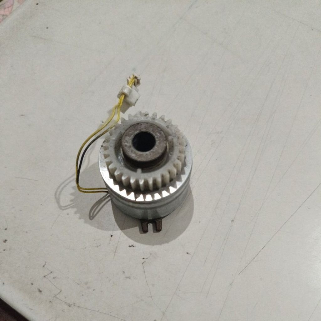 Motor clutch regist mesin fotocopy ir 5000 6570