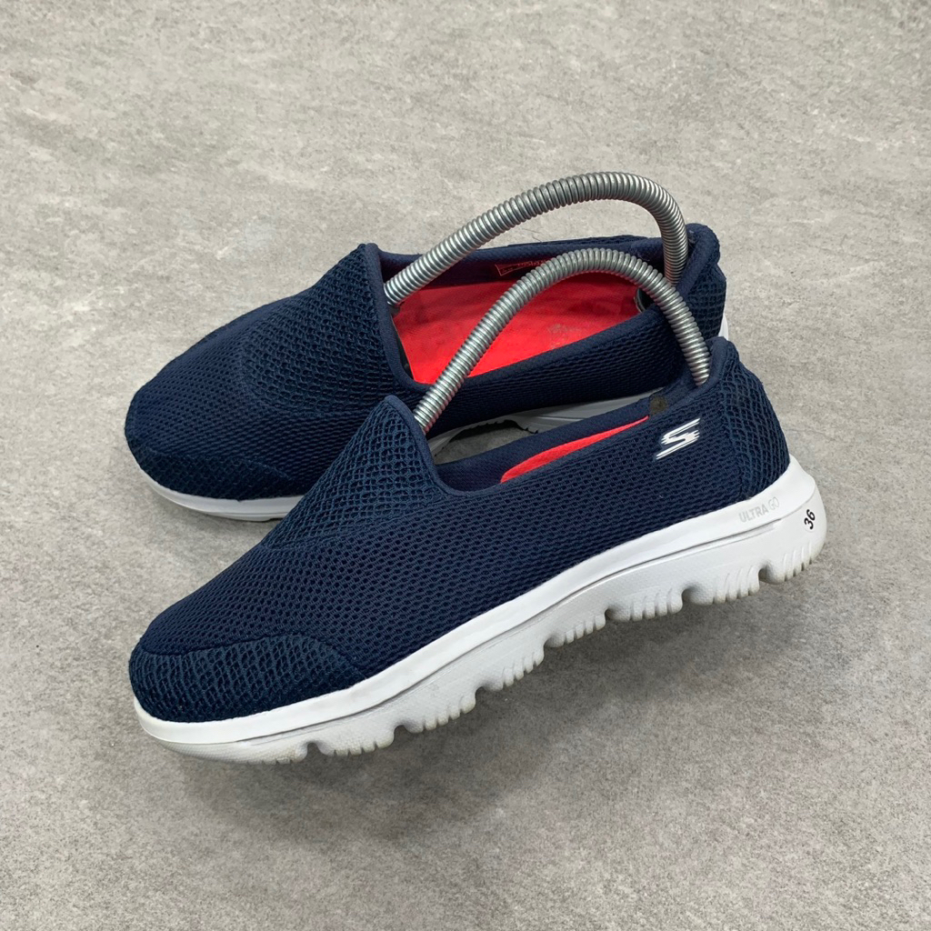 Skechers GO WALK Evolution Ultra