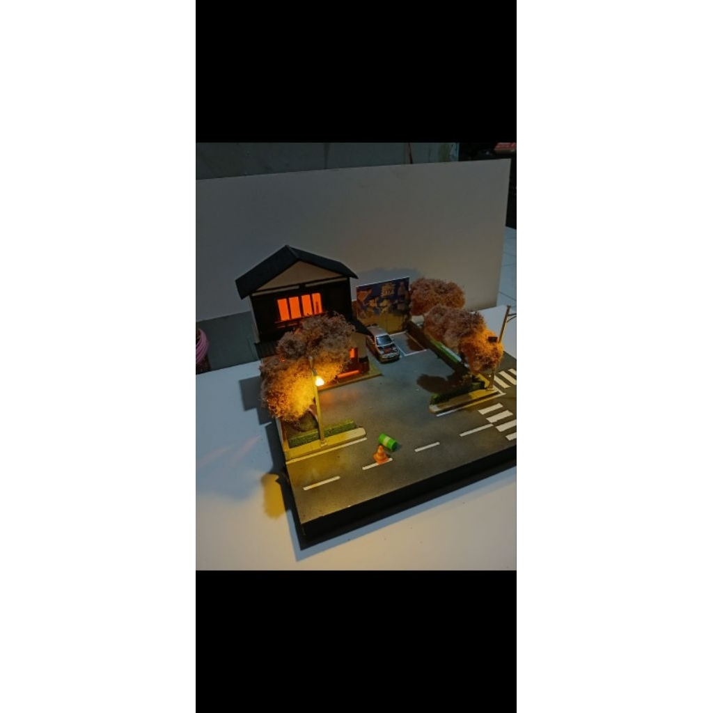 DIORAMA RUMAH