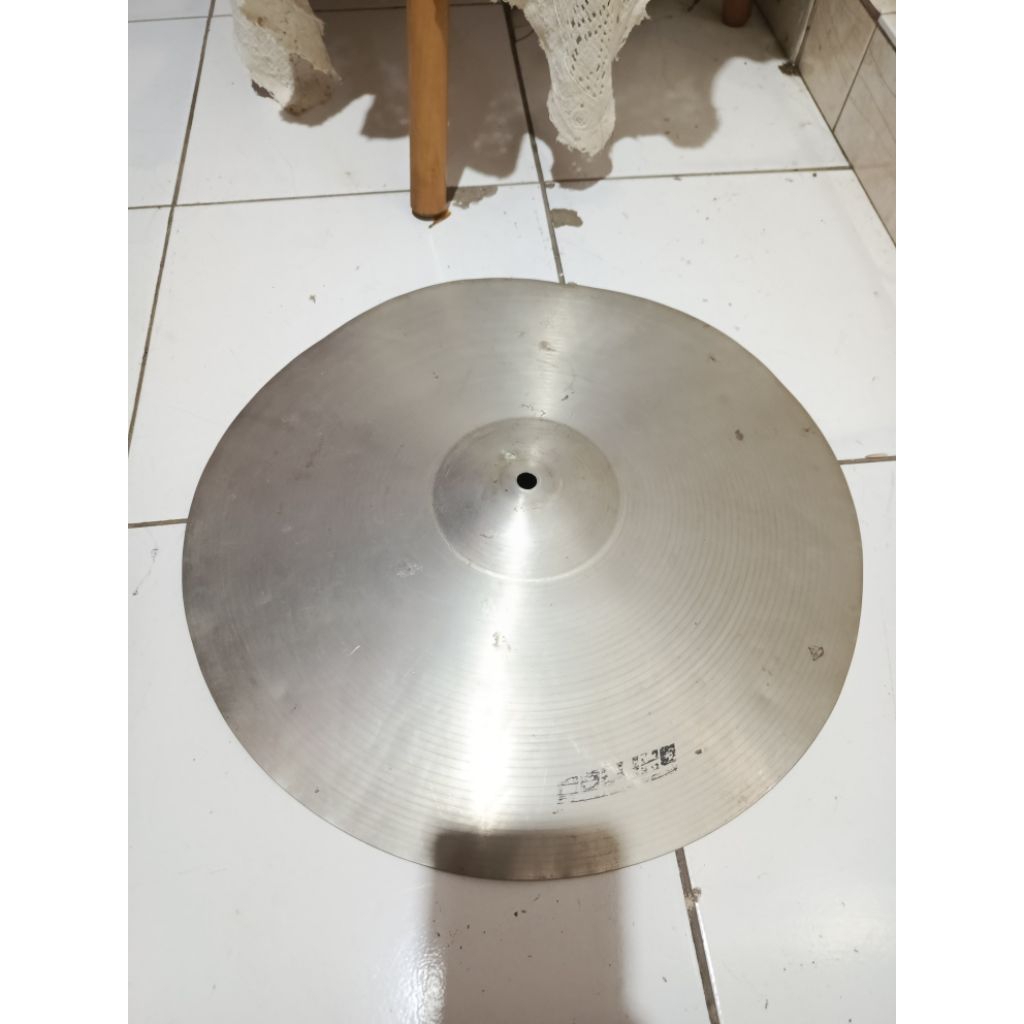 Cymbal crash 16" rolling