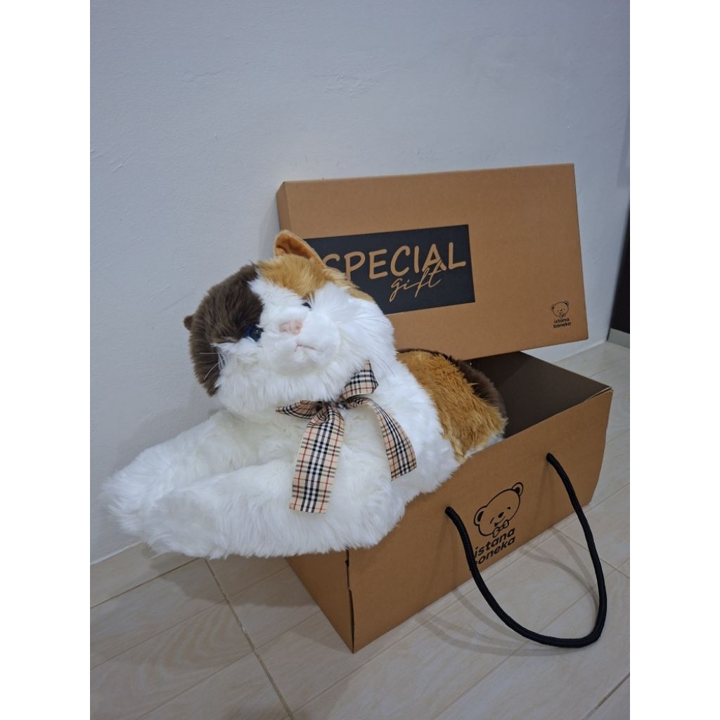 Istana boneka kucing 63cm