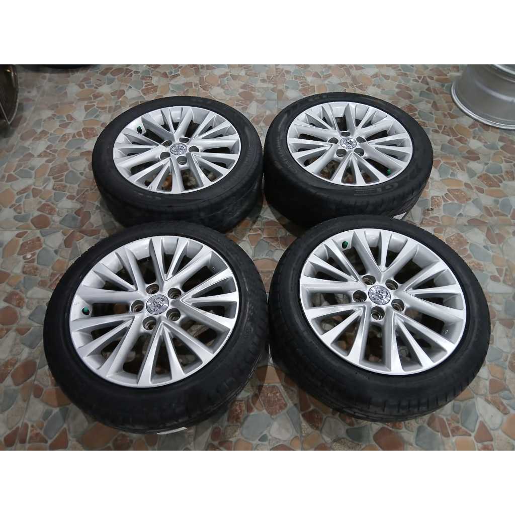 Velg Mobil Bekas Camry R17 Pcd 5x114 (Ban cuma Bonus) Cocok Terios Rush camry inova alphrd dll