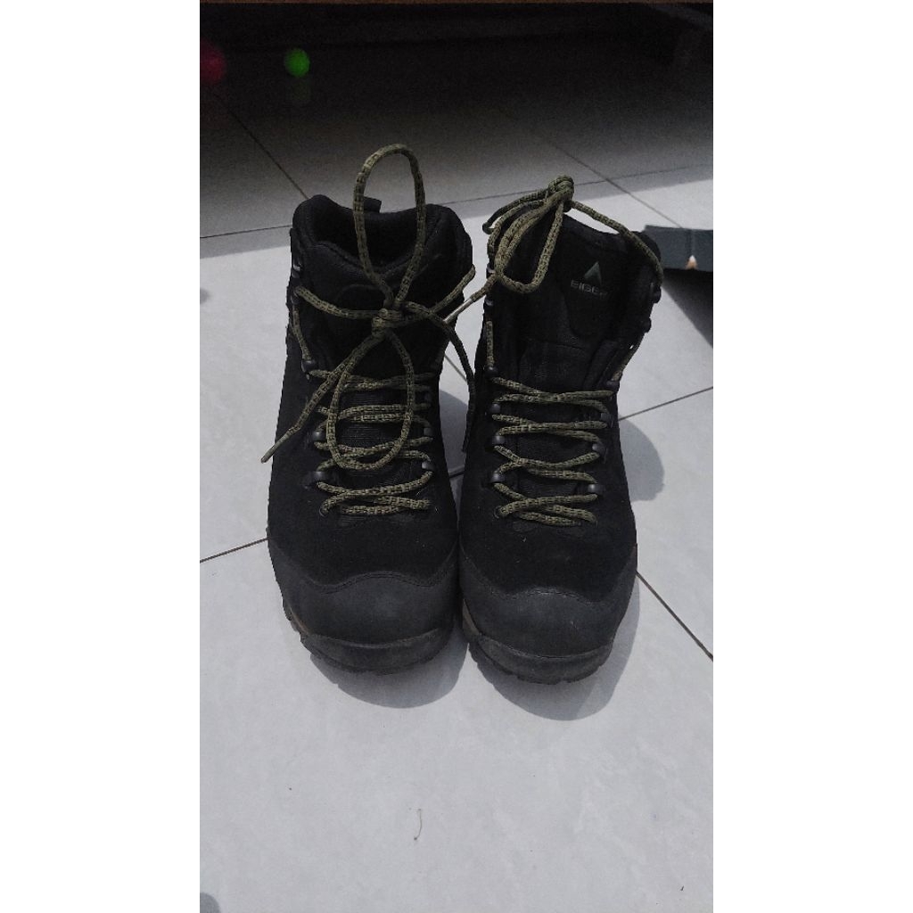 Sepatu Gunung Eiger Cayman 43 Second Mulus (2x Pendakian) Original