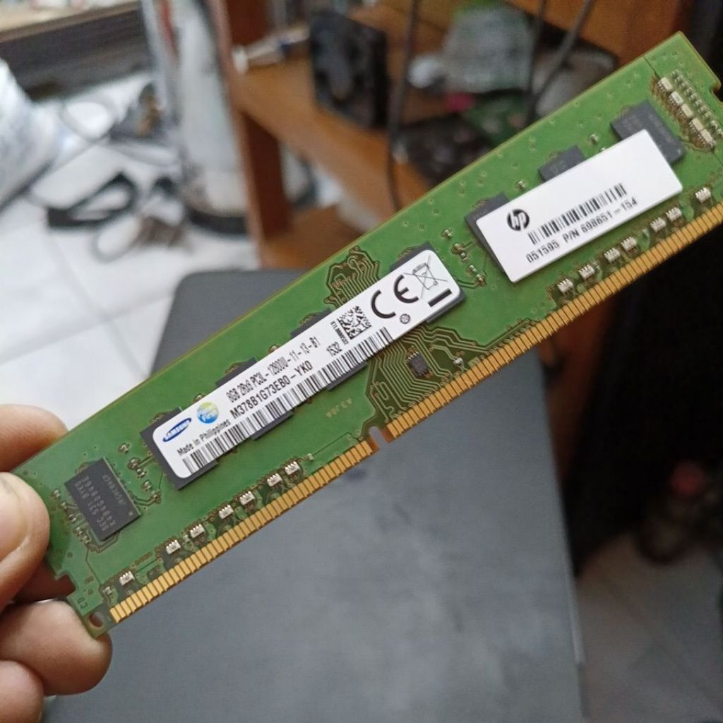 Ram 8 GB DDR4  SK Hynix dan DDR3