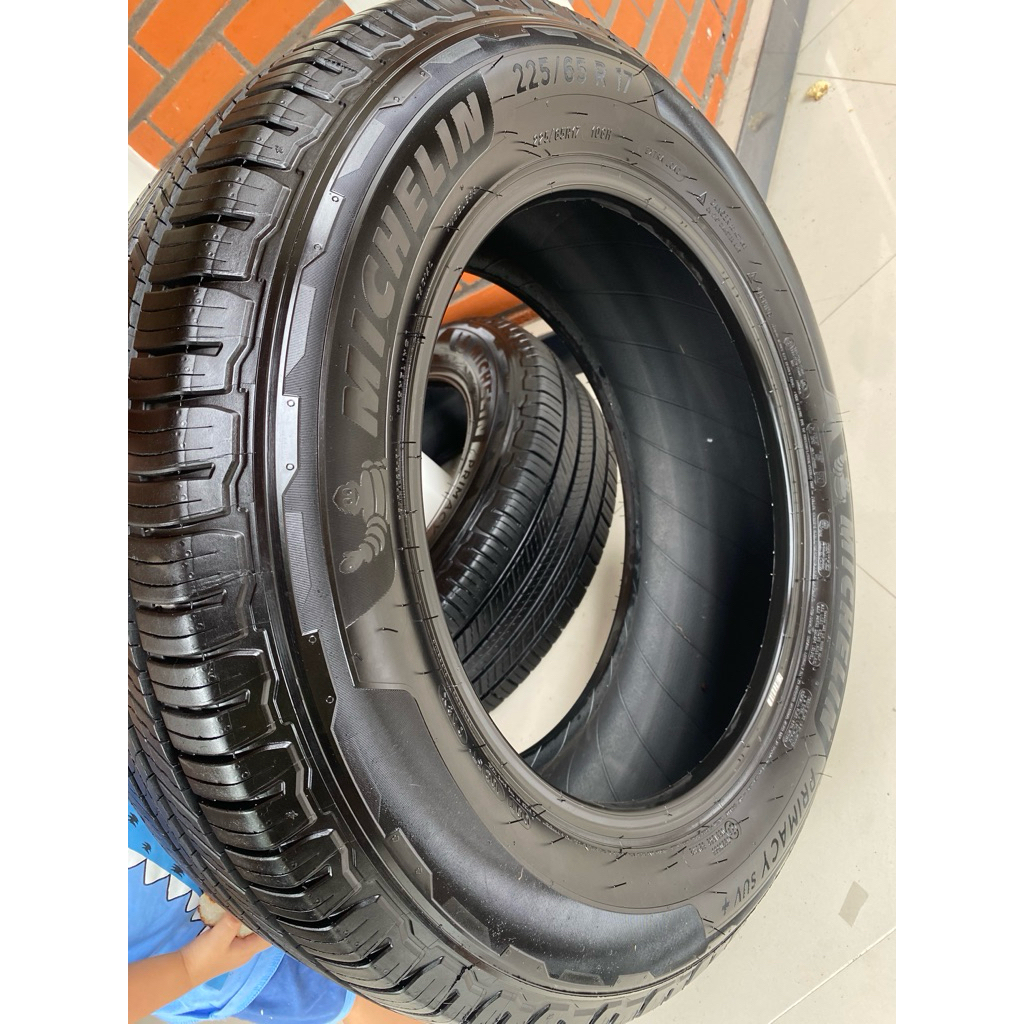 Ban Michelin 225  65 R 17