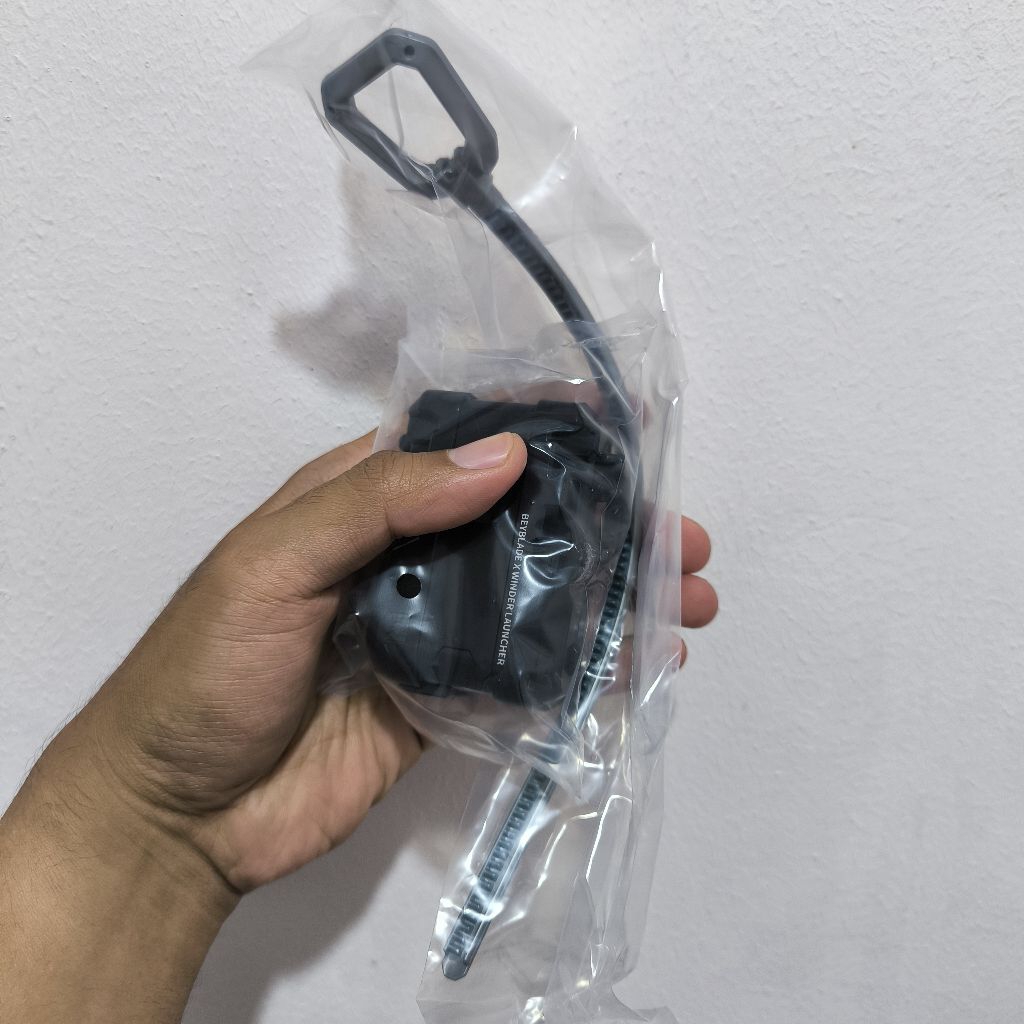 Takara Tomy Beyblade x Winder Launcher Set UX-08
