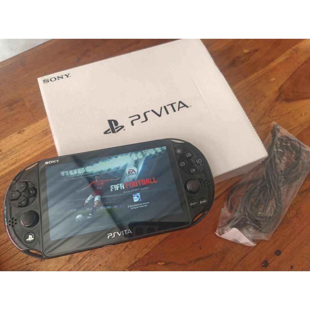 [ PS VITA Slim 256 GB ] LAYAR SENTUH Memory BESAR 256 GB (FULL GAME) siap pakai