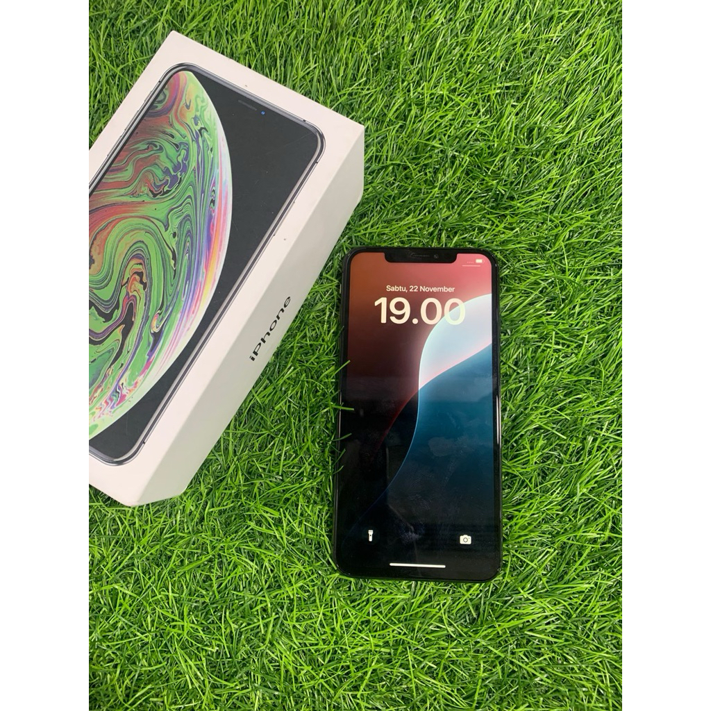 iPhone XS Max 64gb lengkap