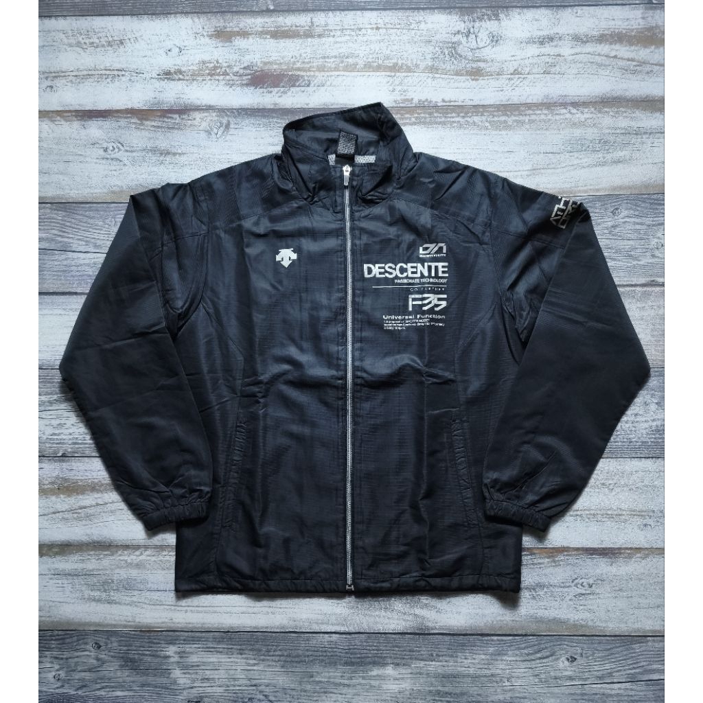 Jaket descente outdoor windbreaker F35 universal non hoodie motoran hangout unisex hitam branded