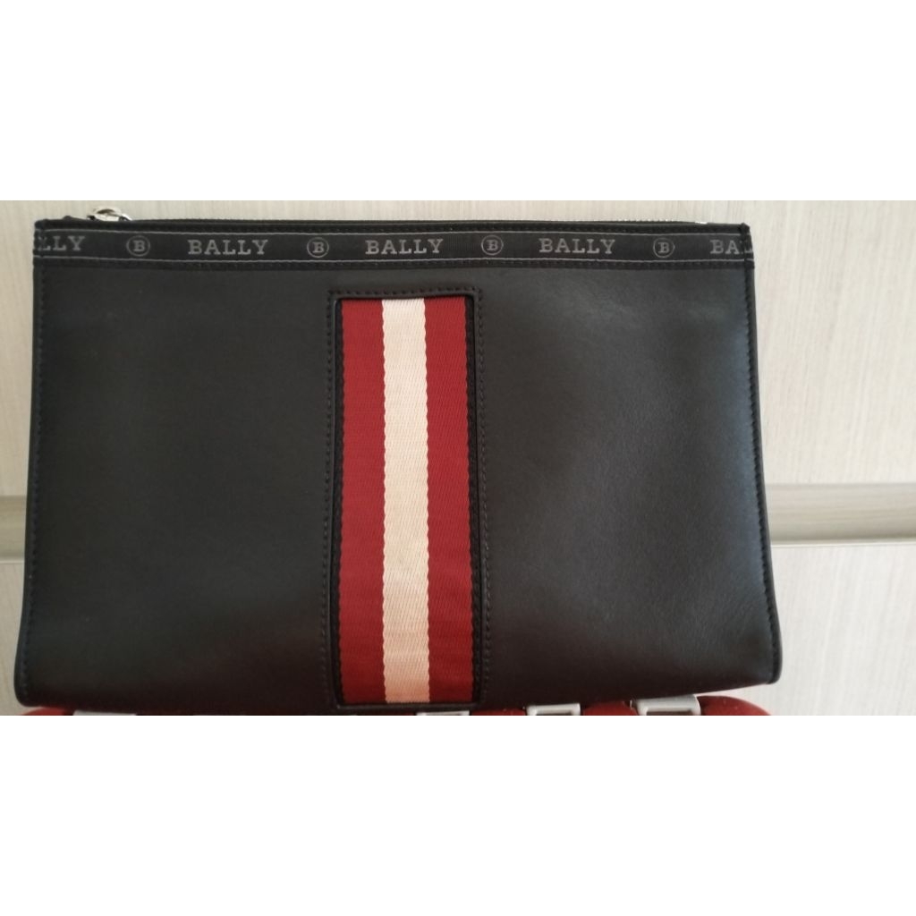 Bally Haig Clutch