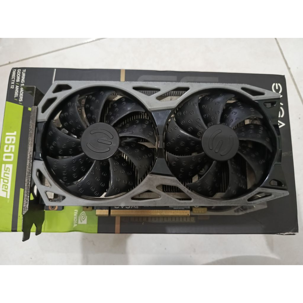 EVGA GTX 1650 super 4 GB DDR6