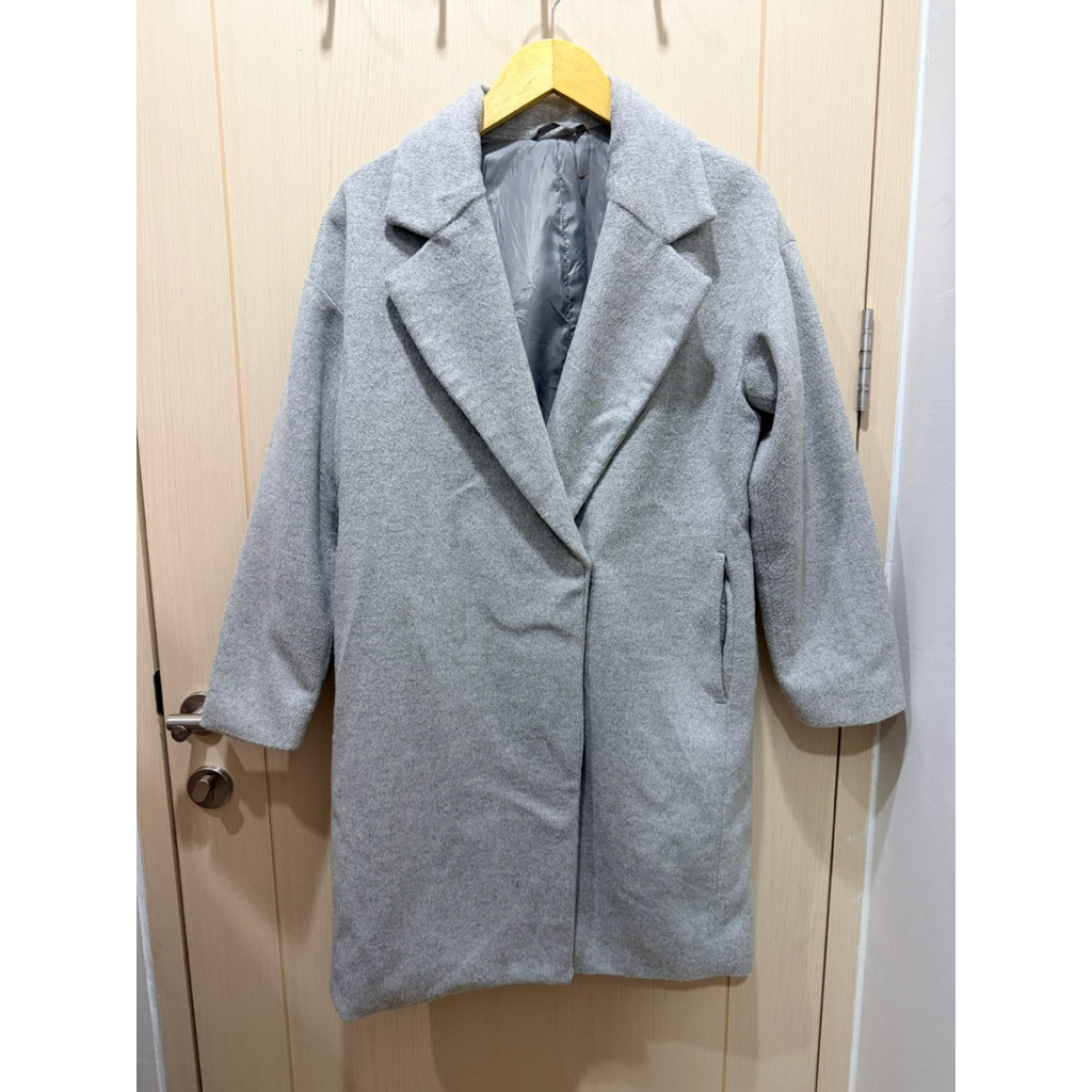 GU by UNIQLO Winter Wool Coat Abu Muda