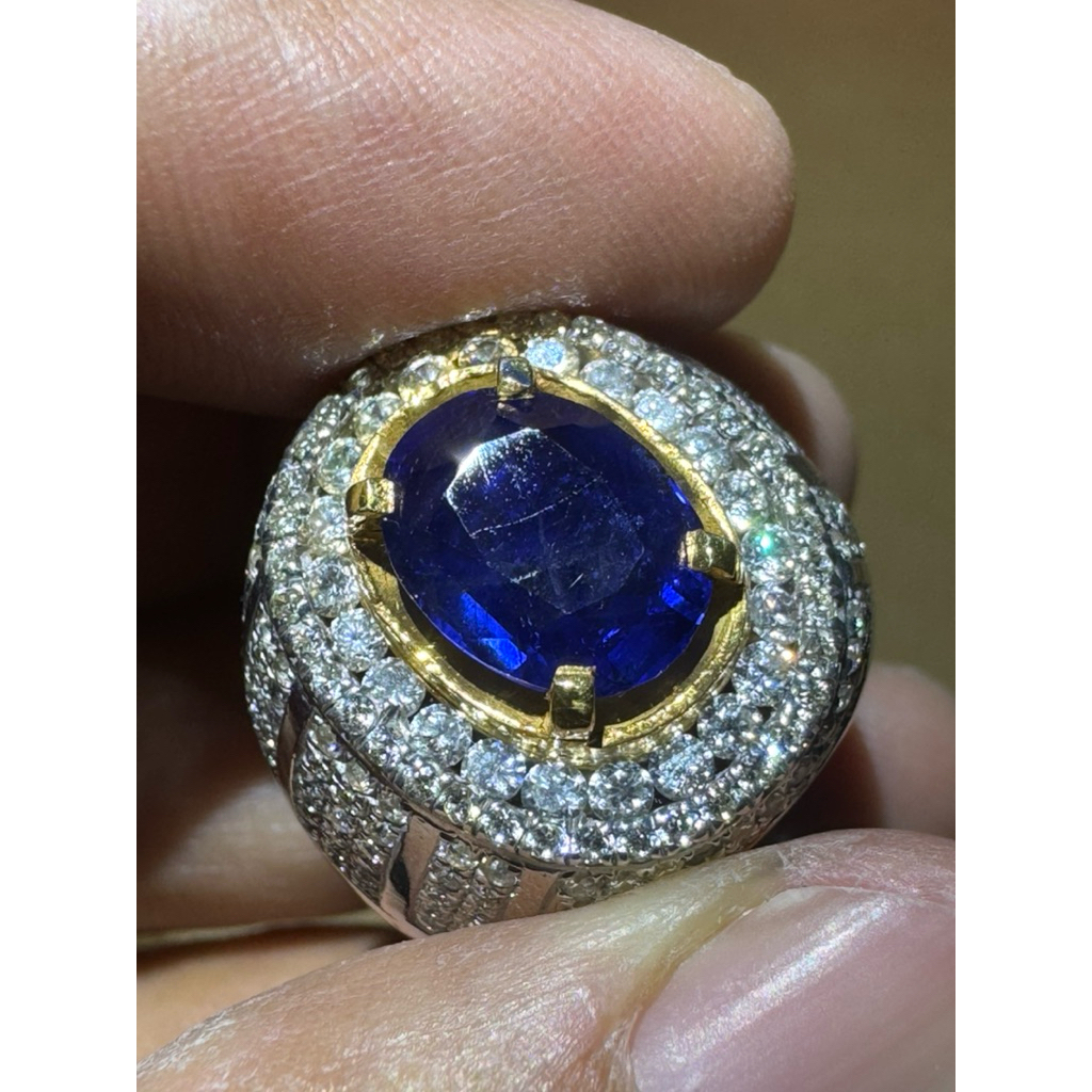 Natural Blue Sapphire Srilanka