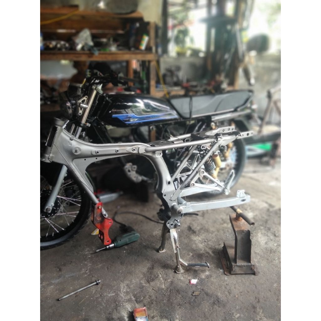 rangka gl 100 original tatanan srit