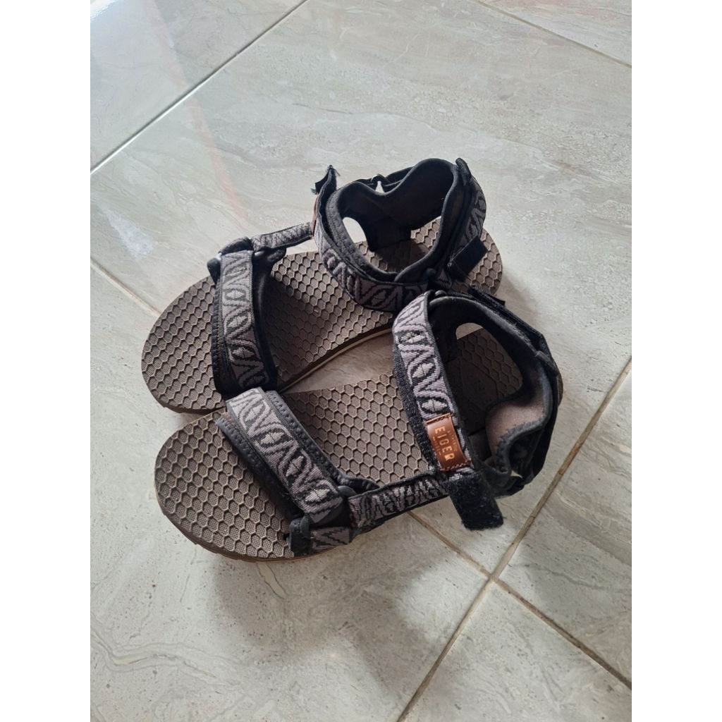 Sandal Eiger Oblivion Maverick Ukuran 44 28,5cm