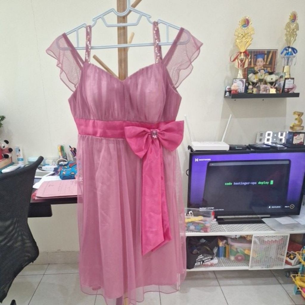 dress pink - Preloved