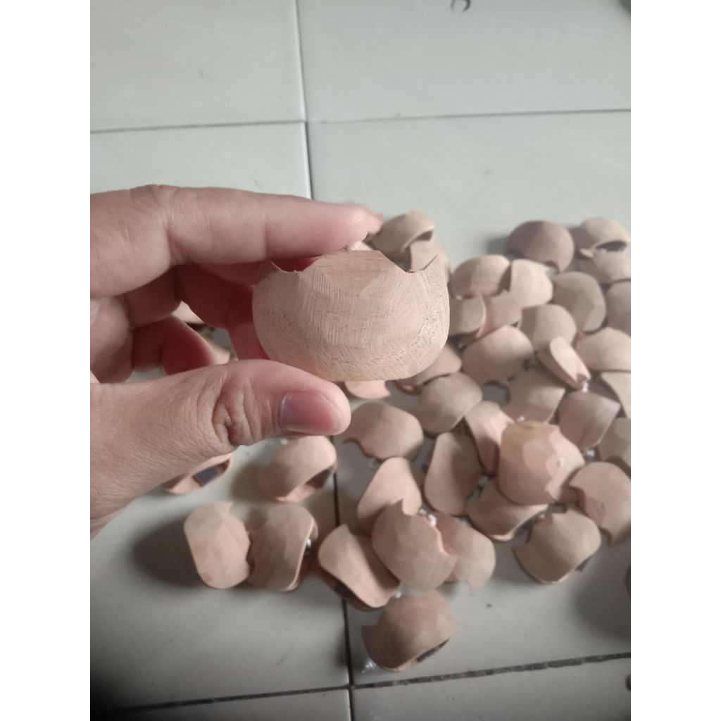 LONCENG KAYU JATI UNTUK KAMBING DAN ANAKAN SAPI