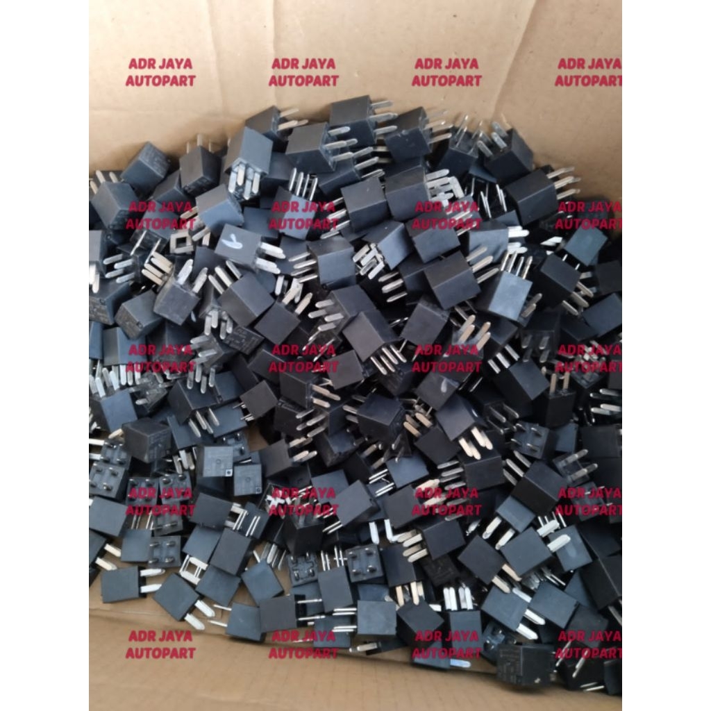 Relay Lampu AC Wuling M10 Kaki 4 Original