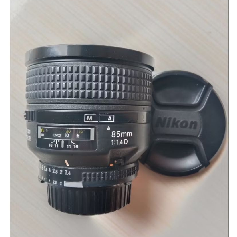 TERMURAH Lensa fix Nikon 85mm F1.4 AFD, bukan Tamron, Sigma, Canon, Sony
