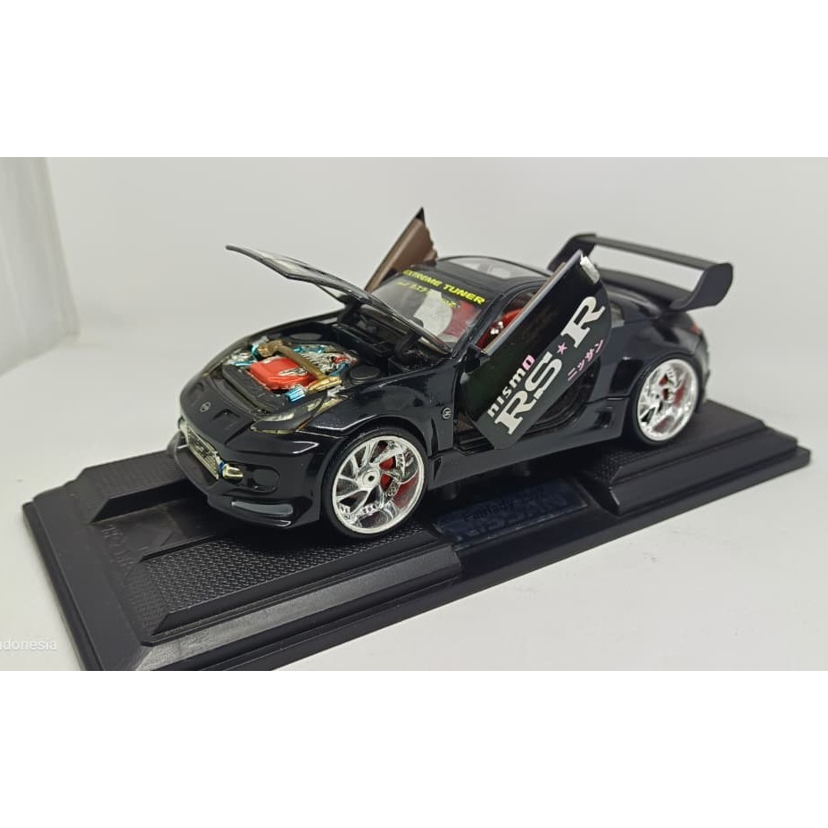 Kentoys Xtreme Tunner Nissan Fairlady 350Z - Skala 24