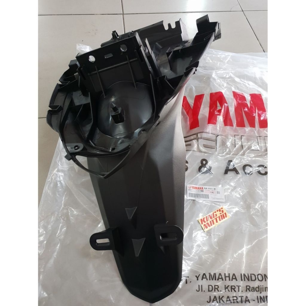 spakbor belakang yamaha FiNo 125 original