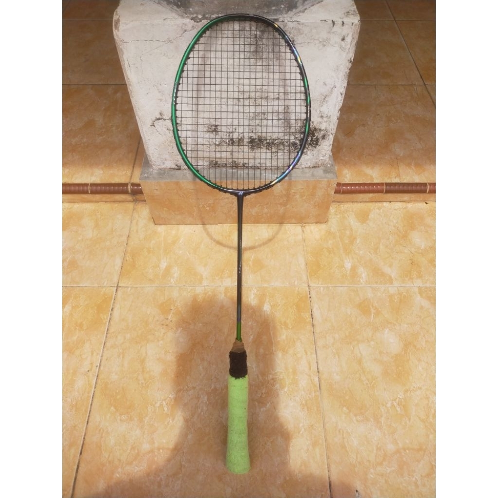 Raket Yonex Astrox 99 Lee Chong Wei Limited edition