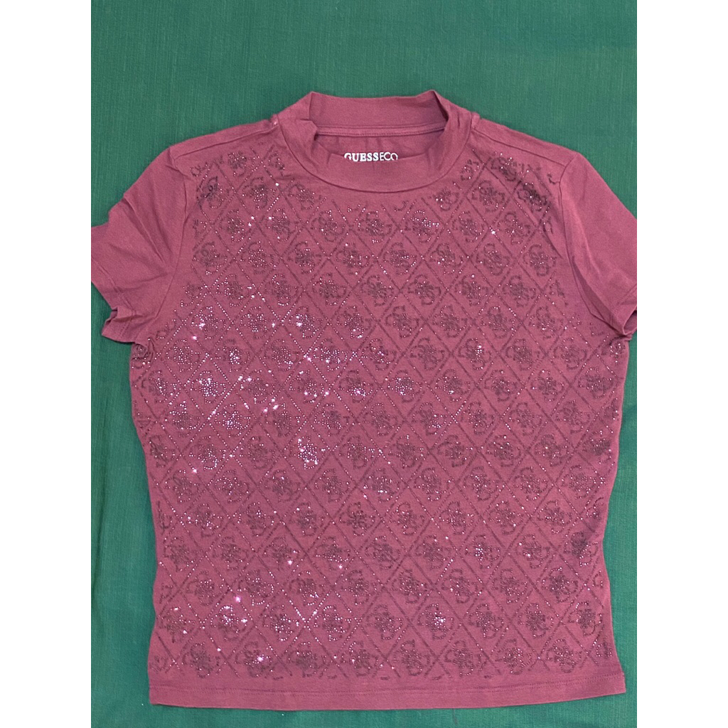 Preloved Baju Atasan Wanita merk GUESS