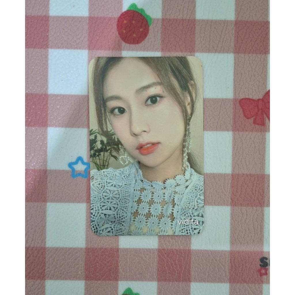 [BACA DESKRIPSI] READY PC PHOTOCARD HYEWON IZ*ONE