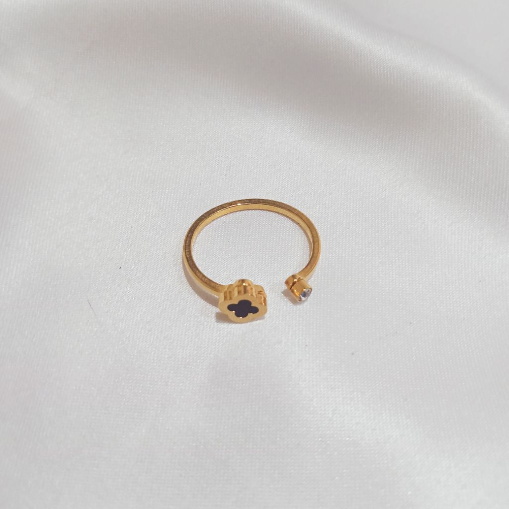 Cincin Clover Titanium Korean Style