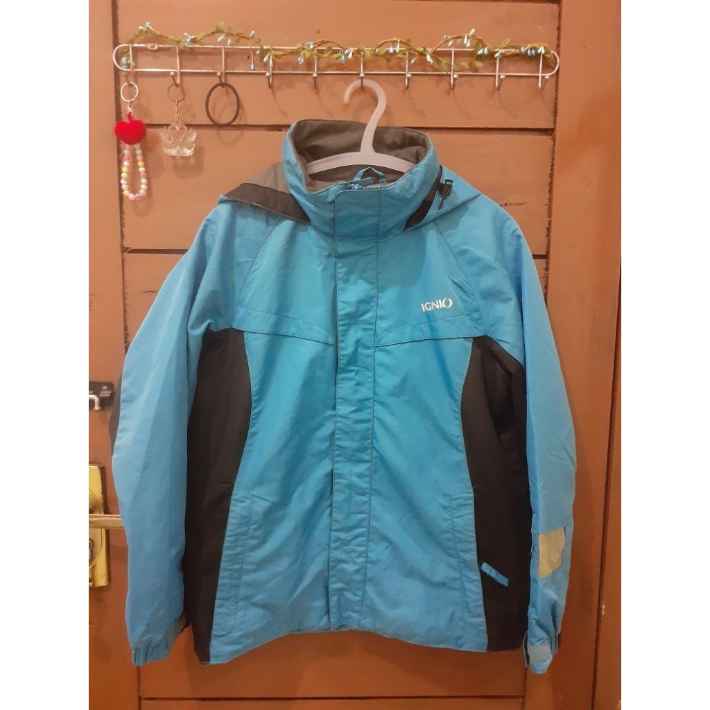 preloved jaket pria tebal merek IGNIO