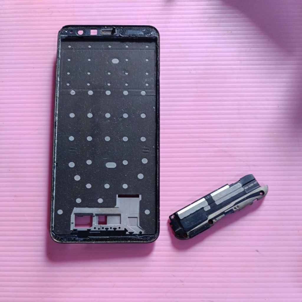 tatakan lcd/speaker Asus Zenfone max plus M1 ORI copotan