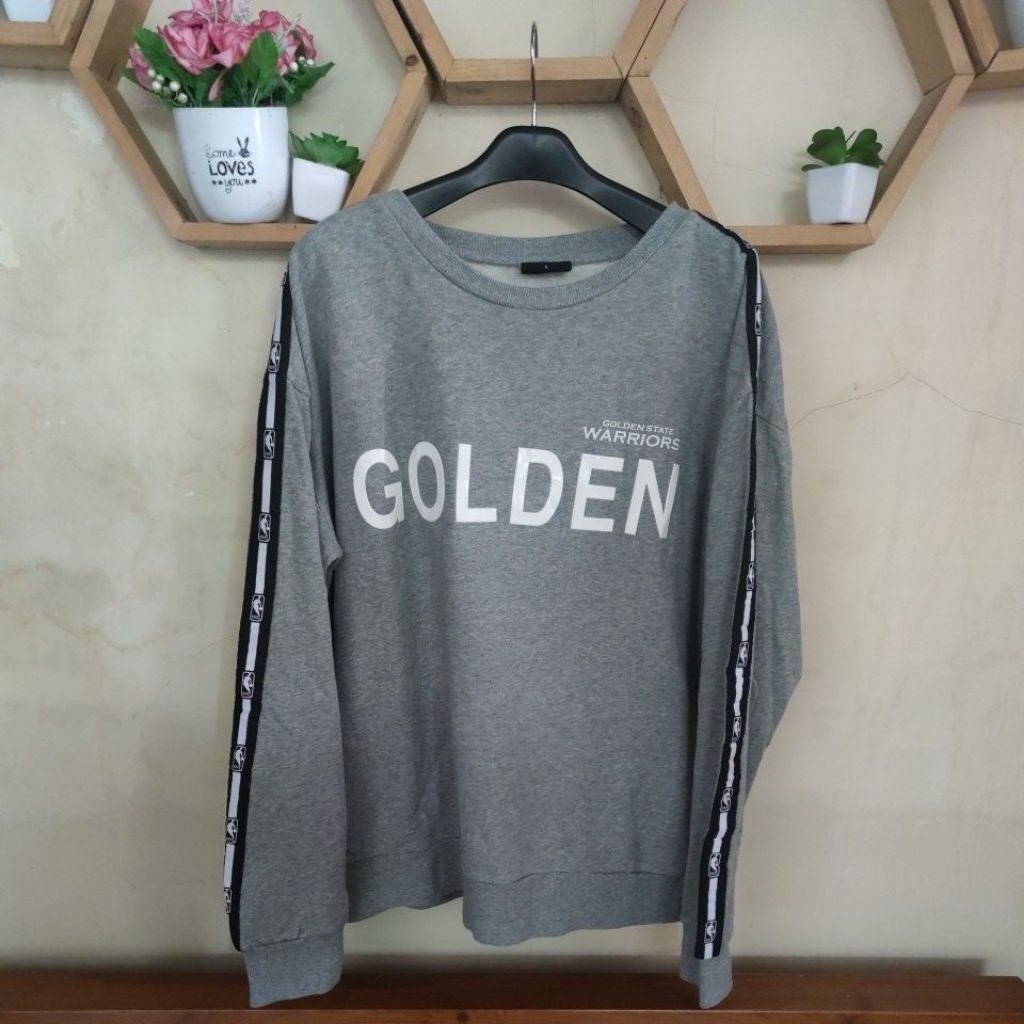 Crewnec NBA Golden State Warrior Tapped