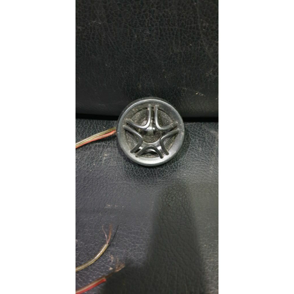 Tweeter Venom dome 4 cm bekas hanya sebelah