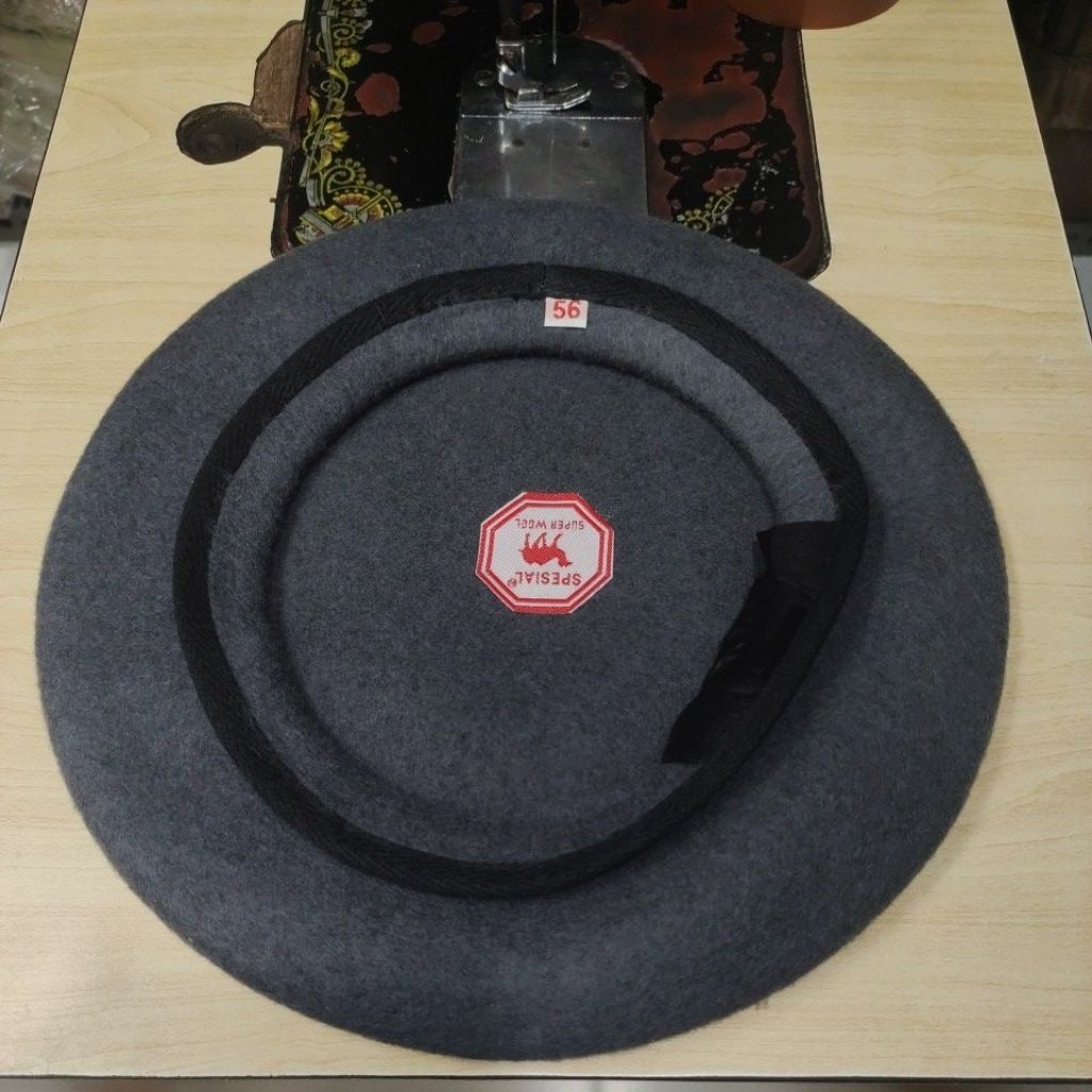 baret abu abu gelap bahan woll camel / baret bela negara bahan woll