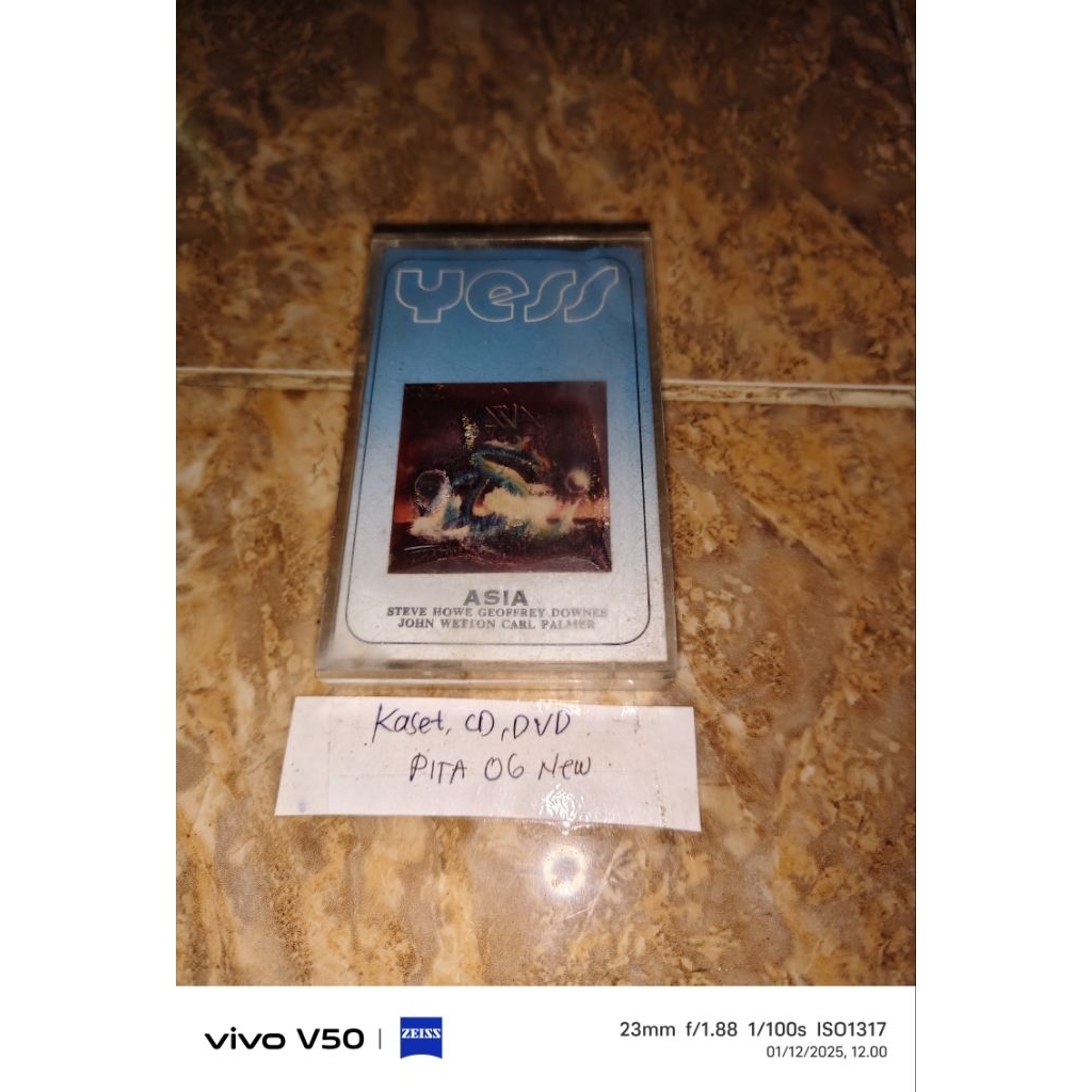 Kaset Pita Yess - Asia Steve howe Geoffrey Downes