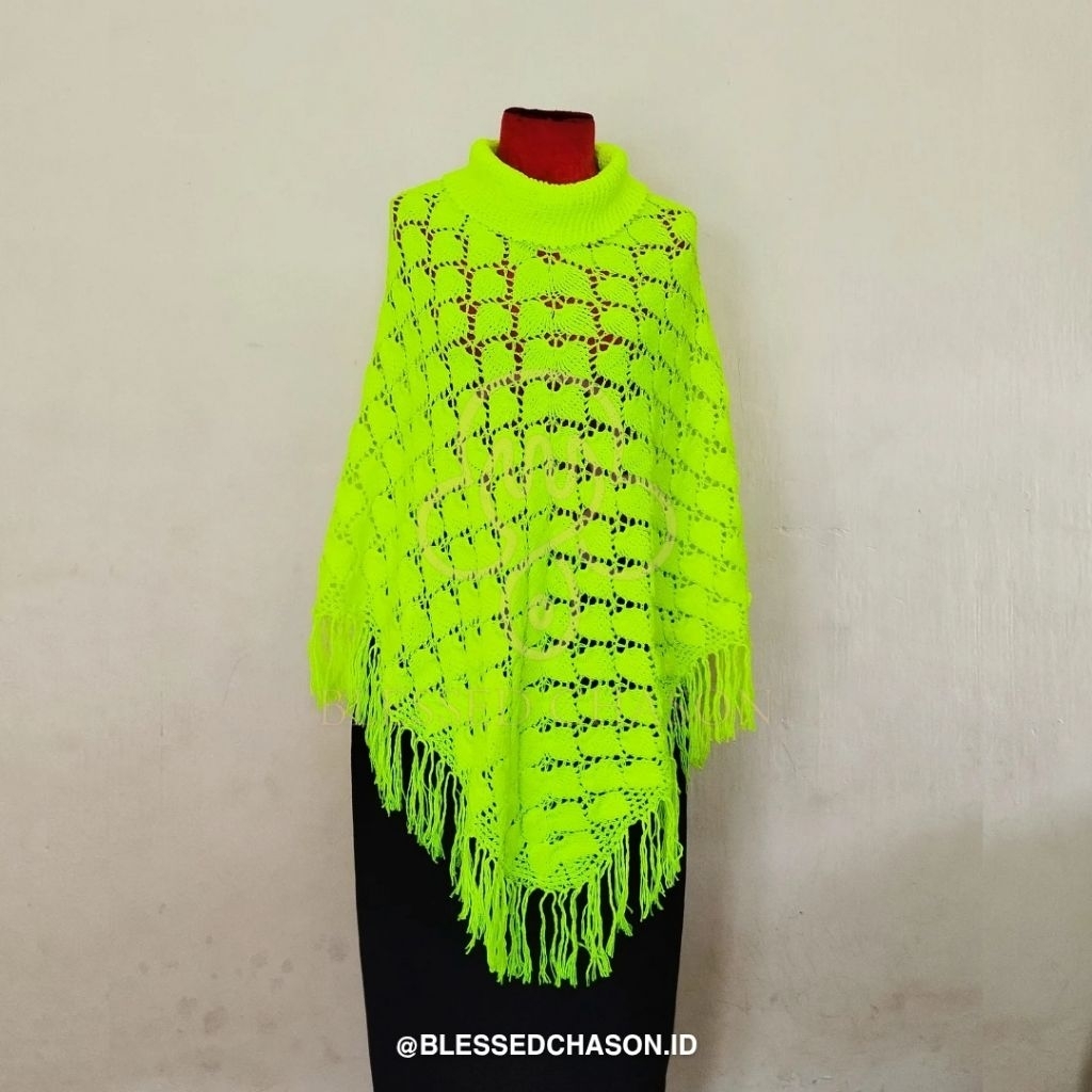 Handmade - Women Crochet Poncho Rajut Wanita