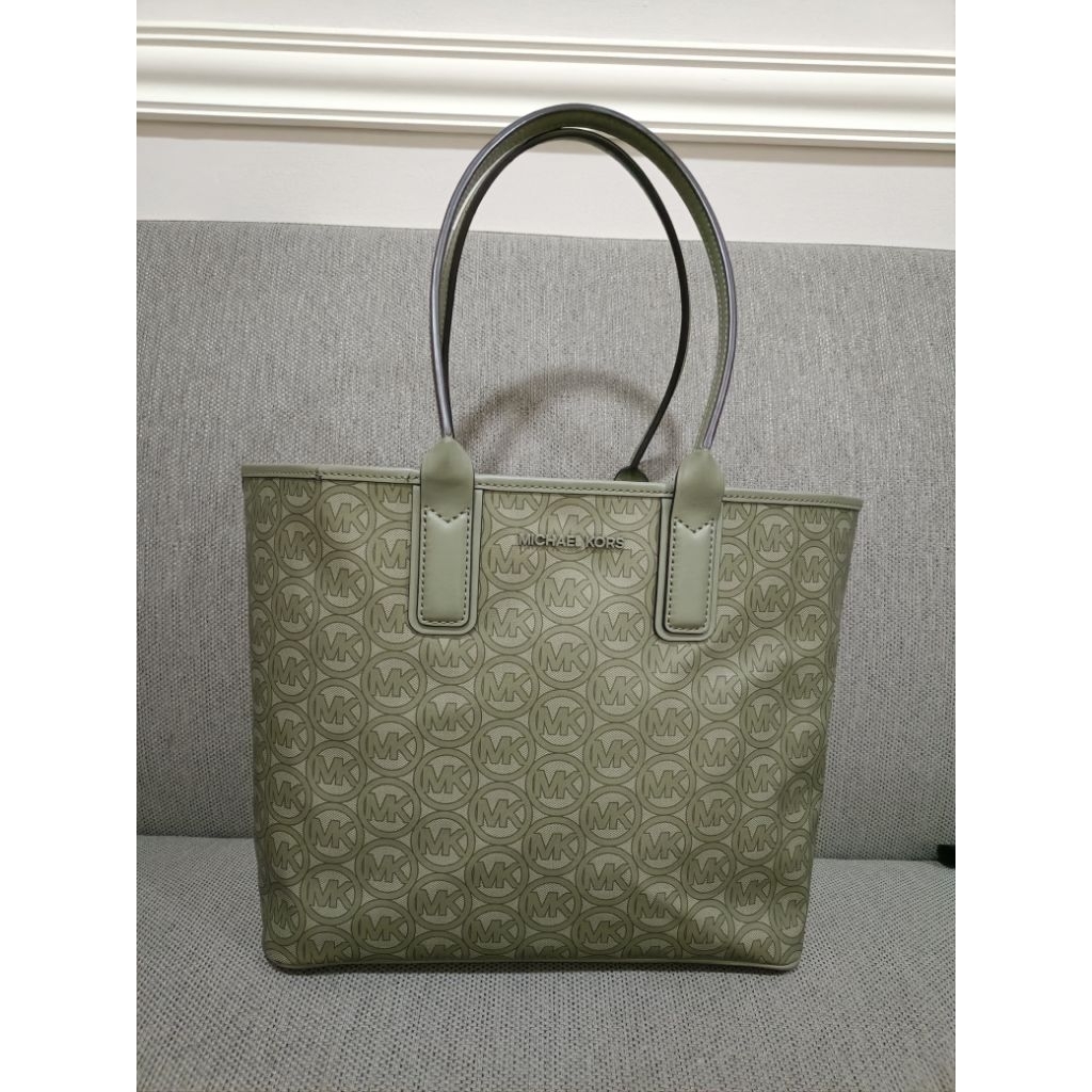 Ready Preloved Tas MK Jodie Medium Tote Green with DEFECT