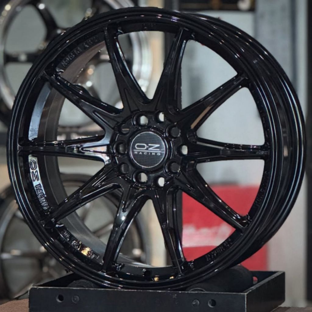 velg ring 17 oz hyper gt lebar 7,5 et 40 velg racing r17 mobil innova reborn venturer Innova zenix v