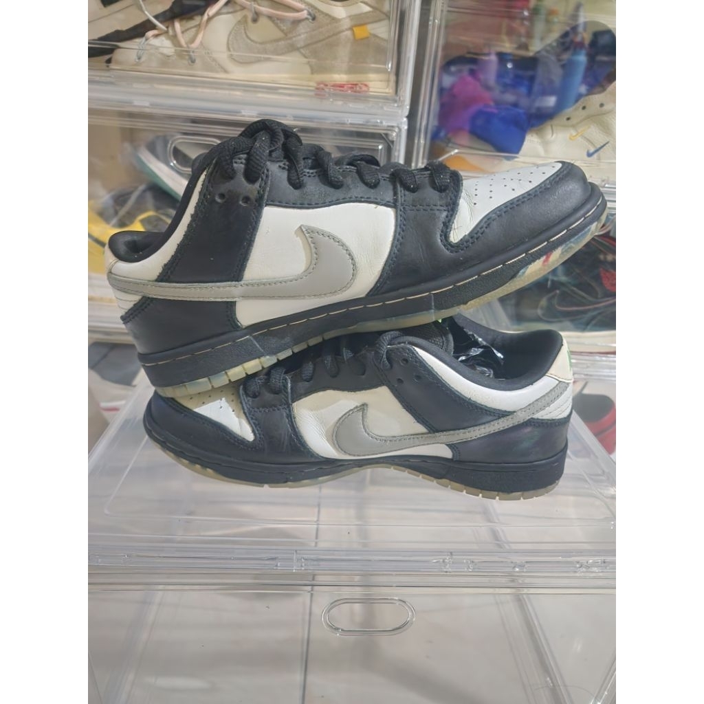 Nike SB Dunk Low Pro "Panda Pigeon".