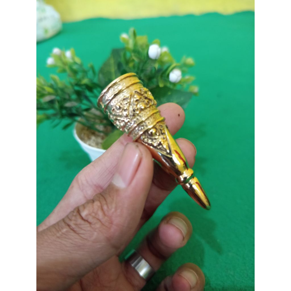 pucukan ornamen wesi kuning untuk tongkat komando