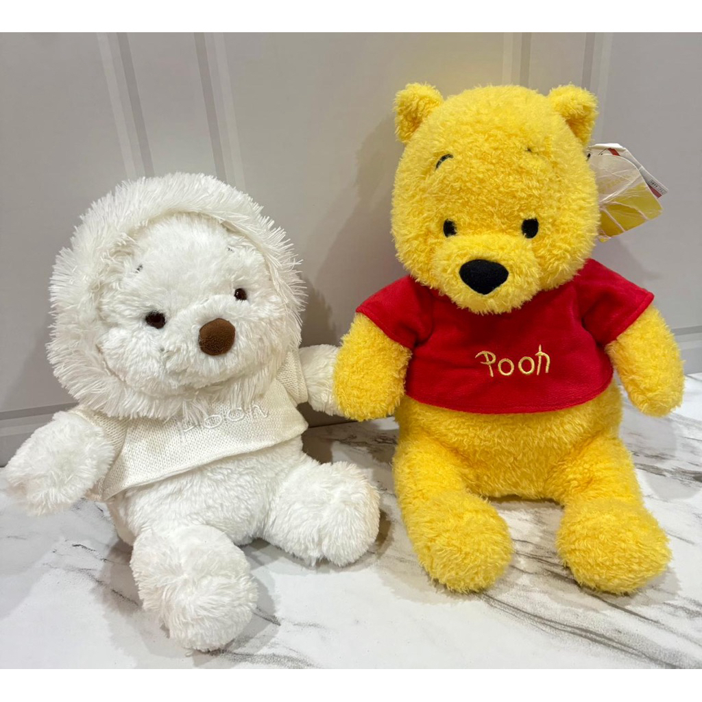 Boneka Plushie Pooh Baju Merah Tokyo Disney Resort (TDR) & Pooh Albino Disney Store
