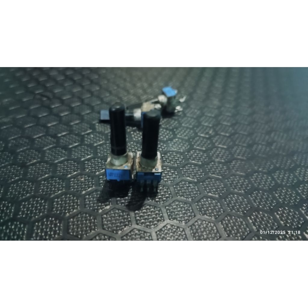 potensio Gain 5KZ original ALPS (cabutan mixer behringer)