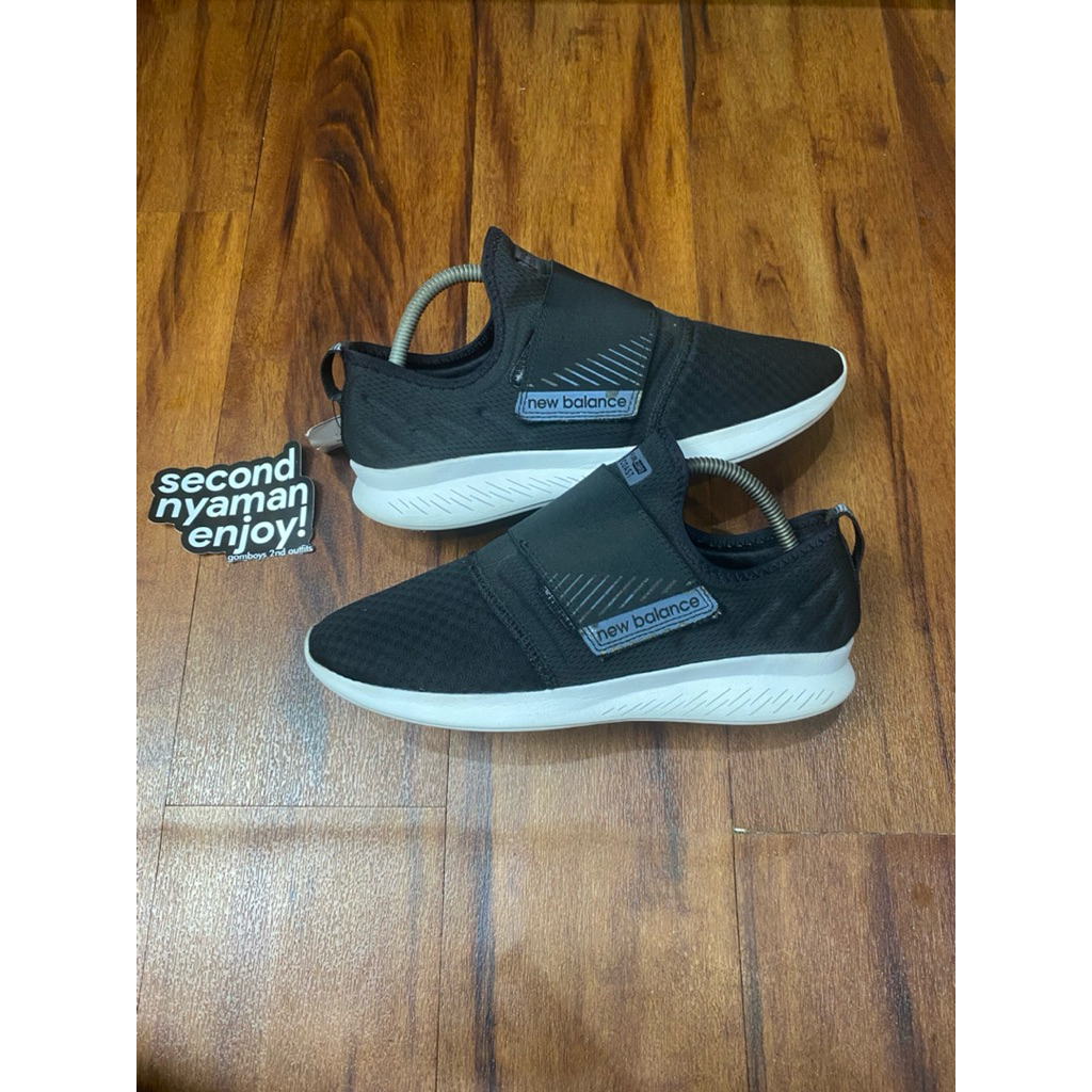 New Balance Fuellcore Coast Black Size 41.5 26cm