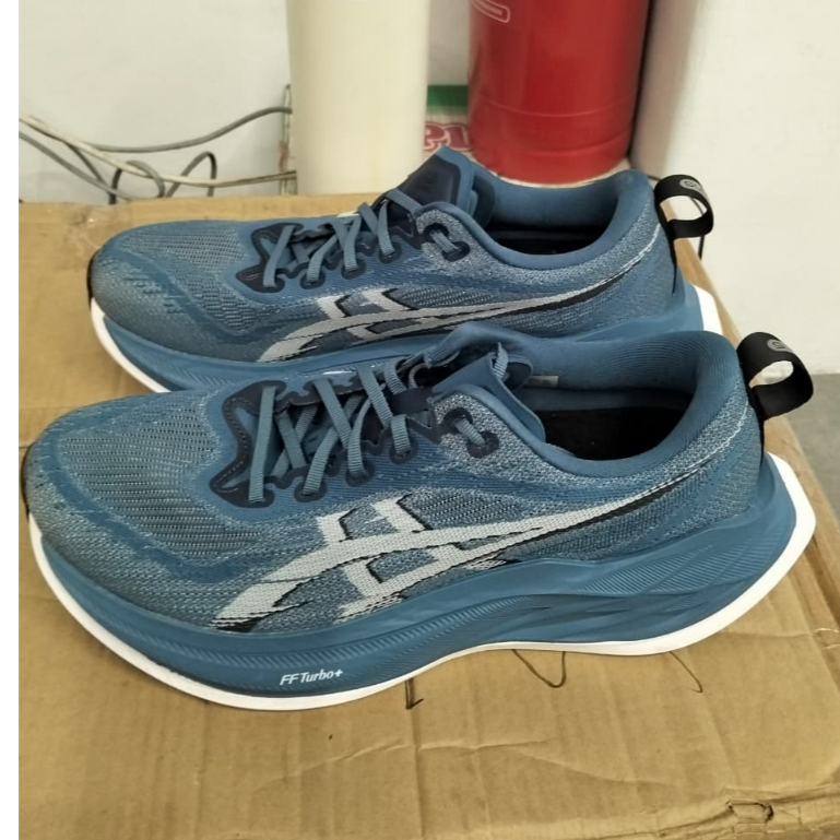 Sepatu Asics Superblast Bekas 85KM