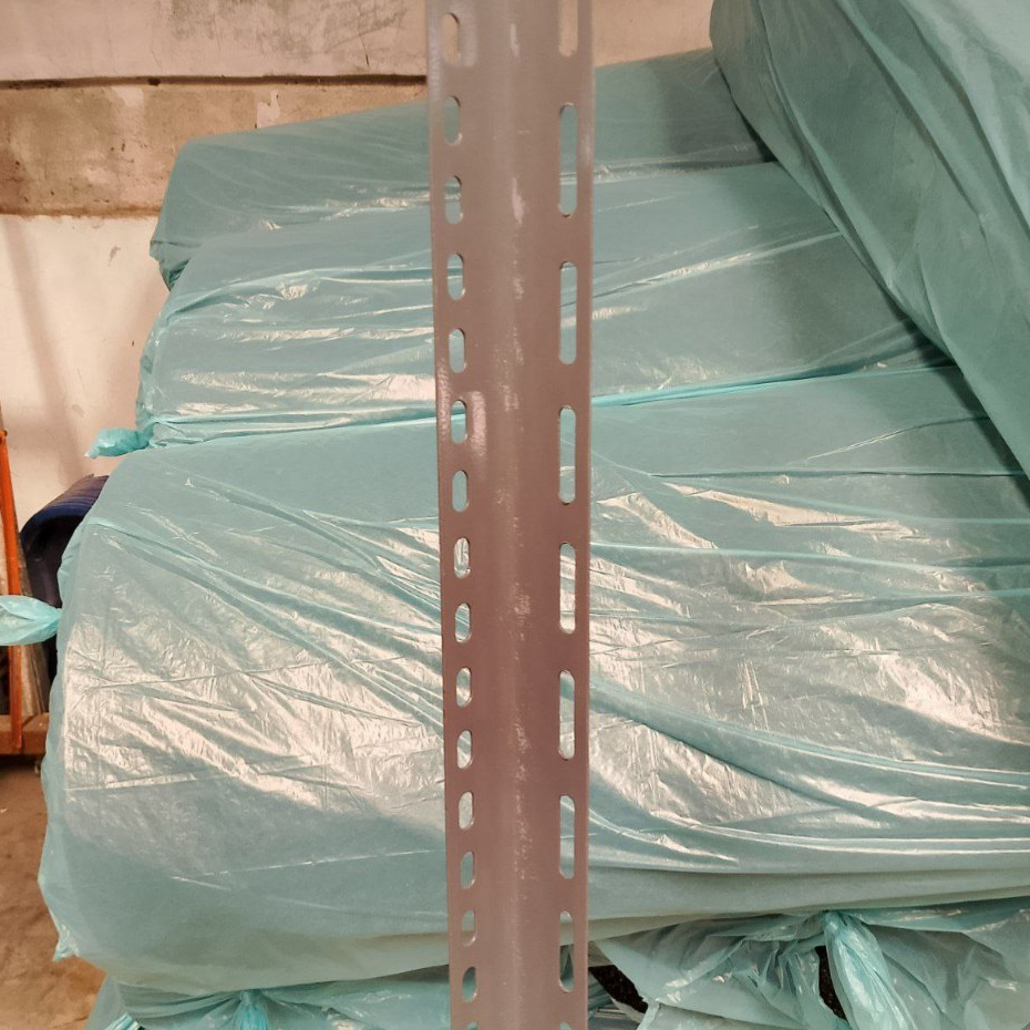 Siku Lubang Rak Besi Abu - Abu 36mm x 36mm x 3m CAB Tebal Sekelas 2mm Real 1.3mm HARGA PER 10 BATANG