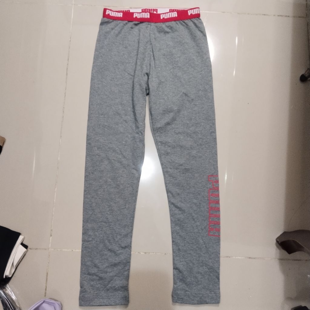(Preloved) Celana Panjang Anak brand PUMA 7-8 tahun