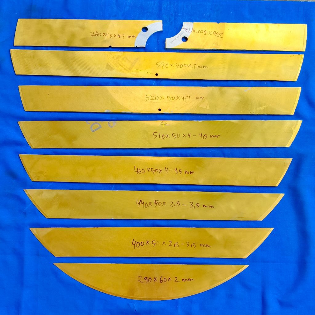 Baja D2 Gold Lebar -+ 5 cm Ex Pemotong Tisu Import berkualitas sudah HT pabrik tinggal gerinda HRC T