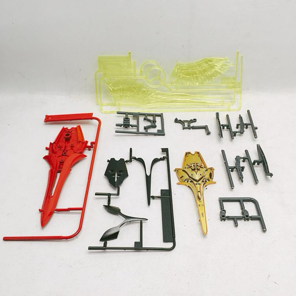 Bandai RG Gundam Sinanju Part Shield