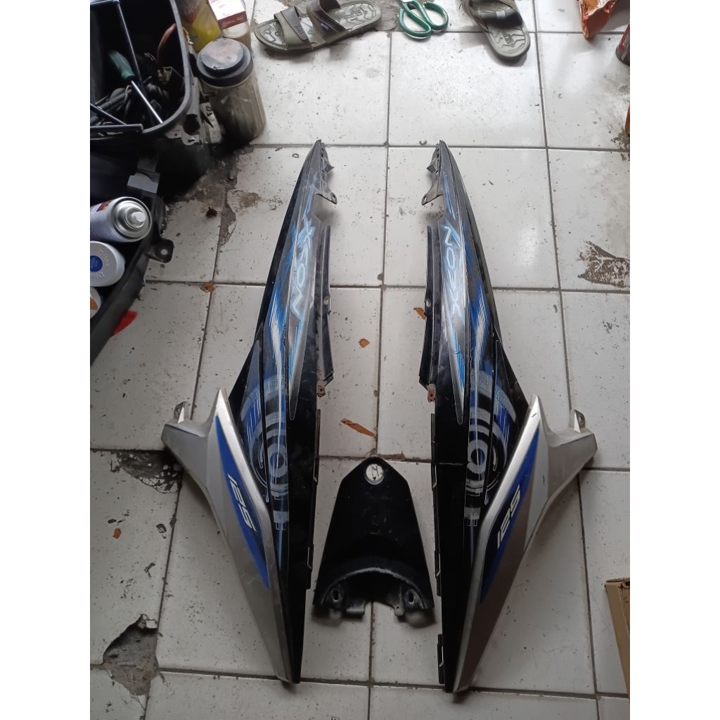 cover Body belakang Yamaha xeon karbu/xeon rc original copotan
