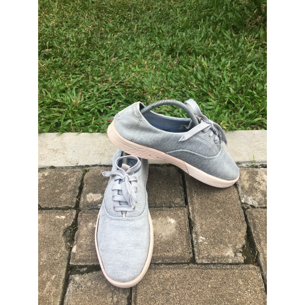 Sepatu second original Keds